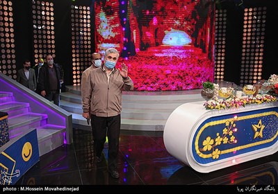 محمد احسانی مدیر شبکه نسیم در پشت صحنه برنامه شوتبال