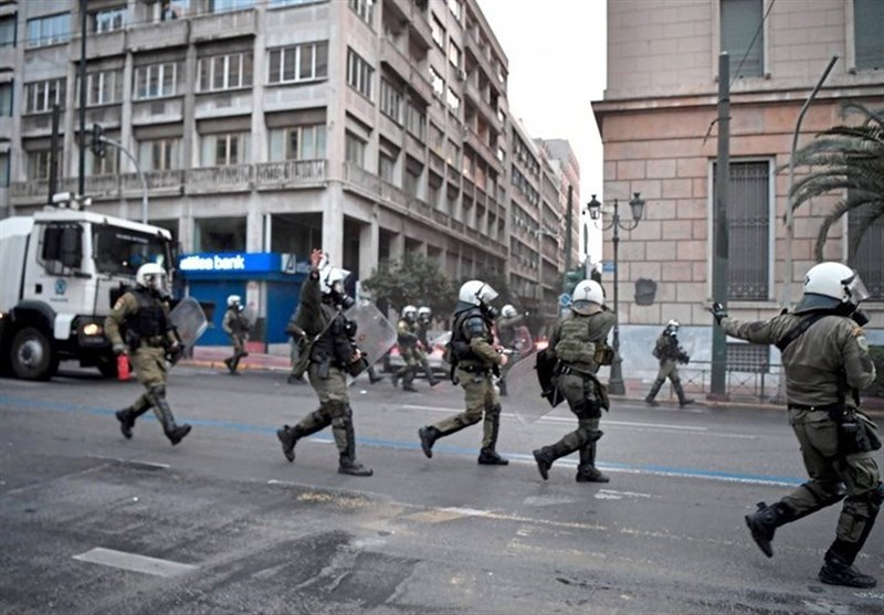 درگیری و ناآرامی در اعتراضات علیه خشونت پلیس در یونان
