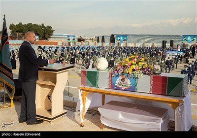 سخنرانی محمدباقر قالیباف رئیس مجلس شورای اسلامی در مراسم تشییع پیکر خلبان شهید بیک‌ محمدی در ستاد فرماندهی نهاجا