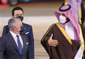 پادشاه اردن با استقبال ولیعهد سعودی وارد ریاض شد