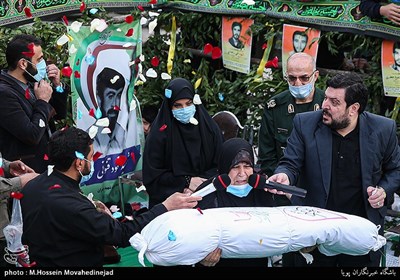 تشییع شهید گمنام در محله حکیمیه تهران