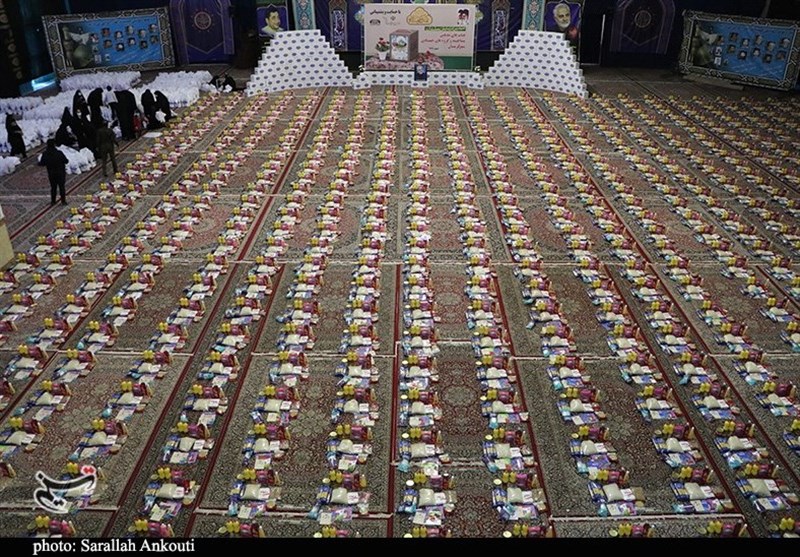 توزیع 7500 بسته معیشتی کمک مؤمنانه ستاد اجرایی فرمان امام (ره) در استان کرمان آغاز شد