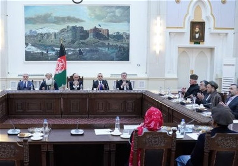 فشارهای آمریکا و ادامه رایزنی‌های اشرف غنی با شخصیت‌های سیاسی در افغانستان