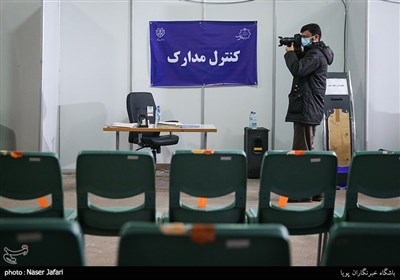 خبرنگاران حاضر در سومین روز ثبت‌نام ششمین دوره انتخابات شورای شهر تهران
