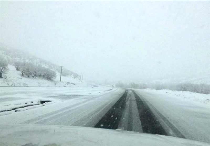 320 راه روستایی استان اردبیل به دلیل بارش برف و کولاک مسدود است