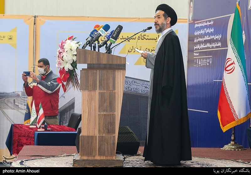 امام‌ جمعه موقت تهران: پیوند امت و رهبری در جمهوری اسلامی ایجاد شد