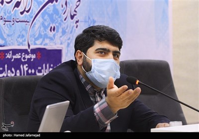 سخنرانی محمدمجید فولادگر رئیس پژوهشکده چشم‌انداز و آینده‌پژوهی دانشگاه آزاد اسلامی