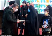تقدیر از خانواده شهدای نیروی انتظامی و راهنمایی و رانندگی