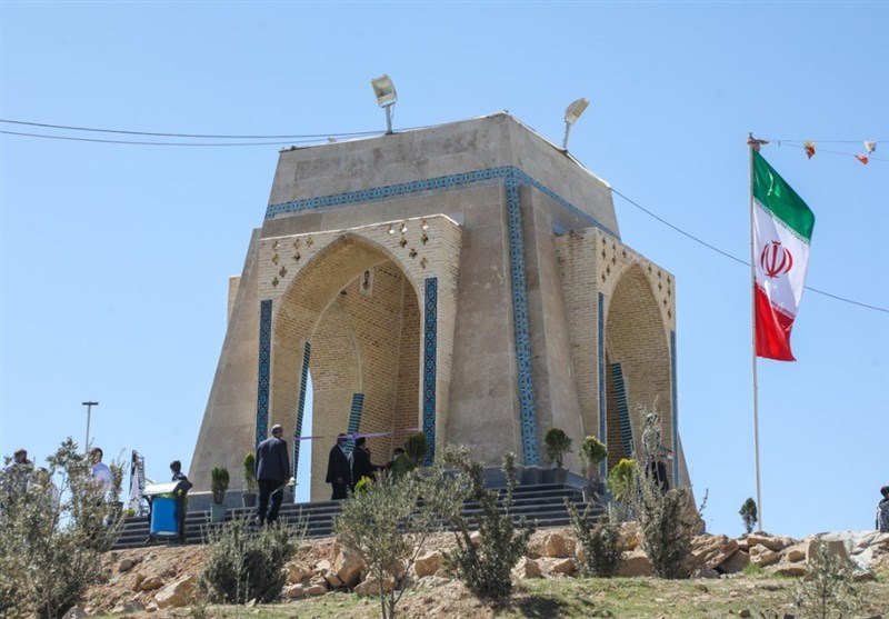 یادمان شهدای غواص و گمنام شیراز رونمایی شد