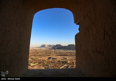 سرزمین مادری / کوه آتشگاه اصفهان