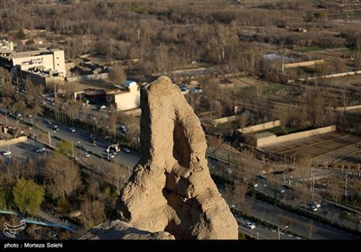 سرزمین مادری / کوه آتشگاه اصفهان