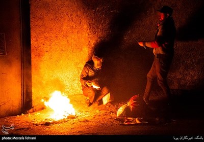  بررسی نظر مراجع تقلید درباره چهارشنبه سوری و خرید و فروش مواد آتش‌بازی 