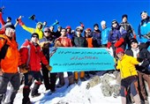 صعود کوهنوردان ارتش به قله کرکس به مناسبت روز جانباز