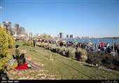 حذف زوائد بصری و پاکسازی آلودگی خط منظر دریاچه شهدای خلیج فارس