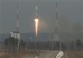 Russian Soyuz Rocket Launches 38 Satellites for 18 Countries (+Video)