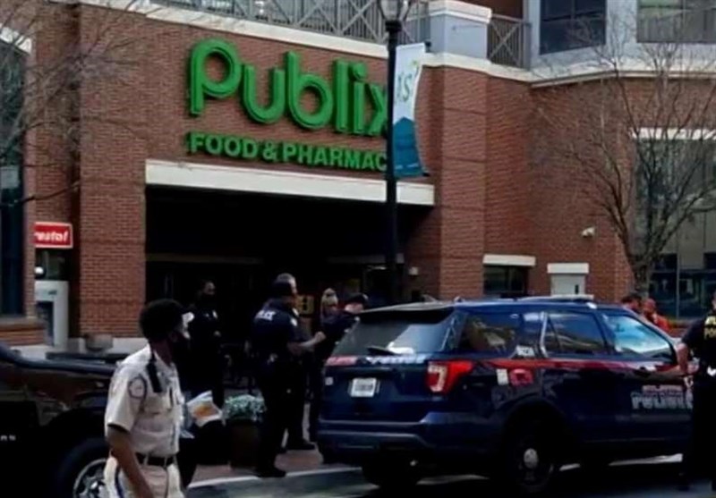 Atlanta Police Detain Man with Five Guns, Body Armor in Grocery Store