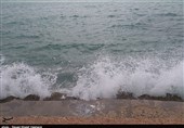 صدور هشدار دریایی سطح نارنجی در نوار ساحلی استان بوشهر/ ارتفاع موج خلیج فارس به 3 متر رسید