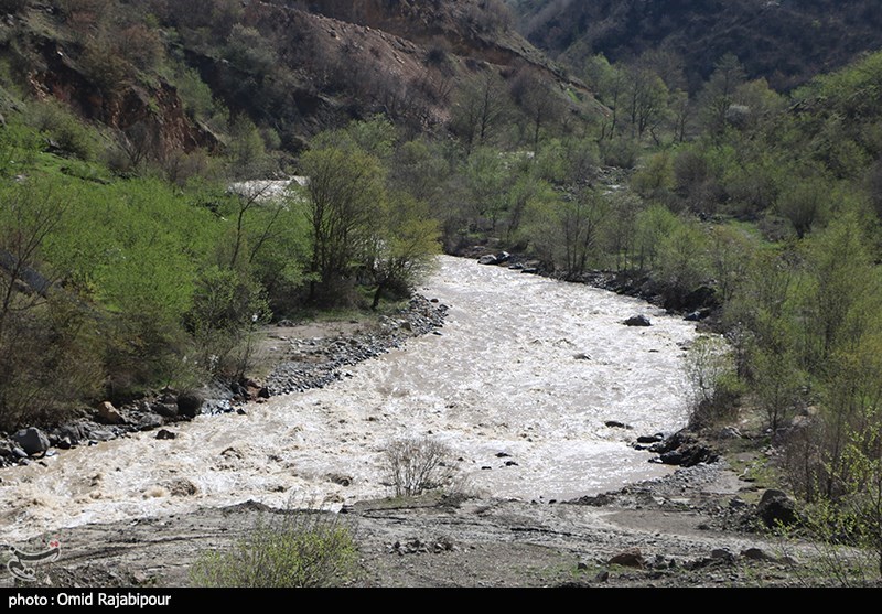 سیلاب در جاده های روستایی گیلان