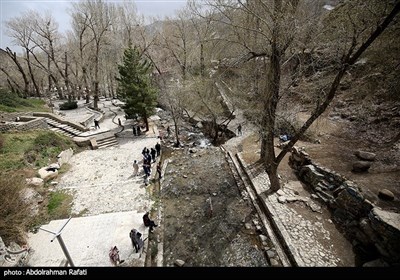 مسافران نوروزی در گنجنامه همدان