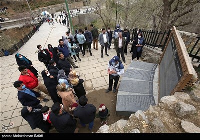 مسافران نوروزی در گنجنامه همدان