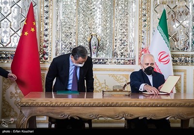 امضای سند جامع همکاری های 25 ساله توسط وزیران امور خارجه ایران و چین