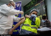 205 نفر از پاکبانان قزوینی در برابر کرونا واکسینه شدند