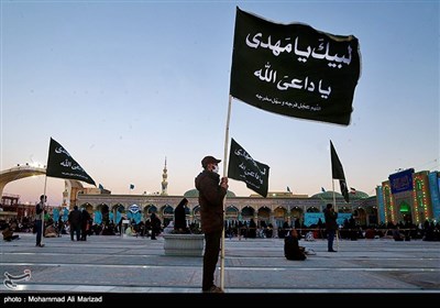 مسجد مقدس جمکران در شب نیمه شعبان