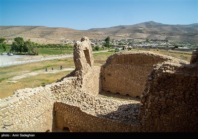 کاخ اردشیر بابکان -فارس
