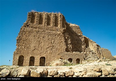 کاخ اردشیر بابکان -فارس