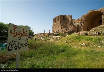 کاخ اردشیر بابکان -فارس