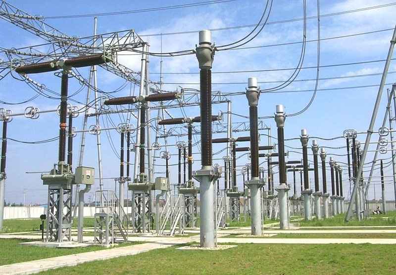 4 پروژه بزرگ برق منطقه‌ای هرمزگان در هشتمین روز از دهه فجر به بهره برداری رسید