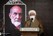 تولیت آستان قدس: حرم رضوی باید پایگاه گسترش تربیت "دعبلها" باشد
