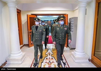دیدار وزرای دفاع ایران و تاجیکستان