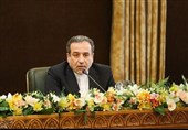 عراقجی: امریکا لن تکون حاضرة فی ای اجتماع تشارک فیه ایران