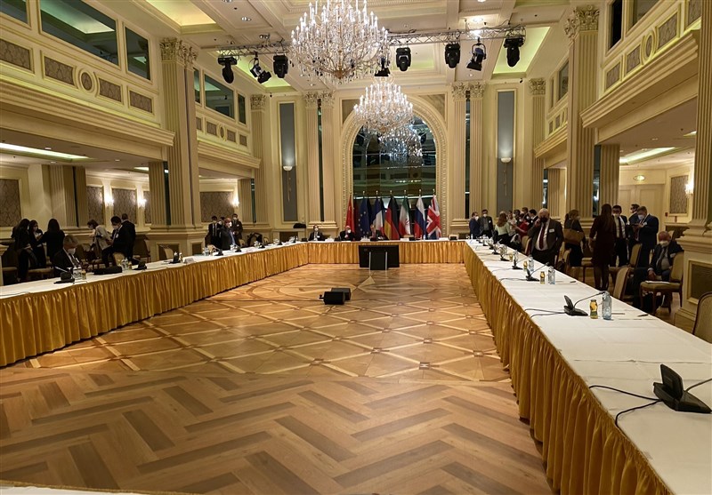 Russia Hails &apos;Successful&apos; JCPOA Joint Commission Meeting in Vienna