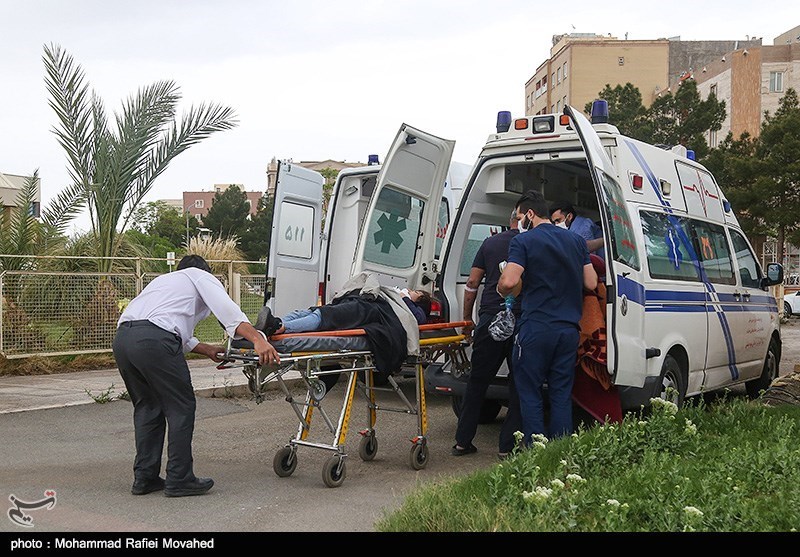 COVID Daily Death Toll in Iran Surges to 3-Digit Number after Weeks