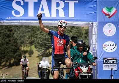 حمید پورهاشمی نفر اول مسابقات دوچرخه‌سواری جاده جایزه بزرگ سرخه حصار 2021