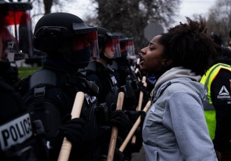 Protests near Minneapolis after Fatal Police Shooting at Traffic Stop