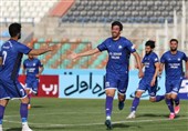 لیگ برتر فوتبال| برتری یک نیمه‌ای گل‌گهر با گلی جنجالی/ سپاهان و نفت با تساوی به رختکن رفتند