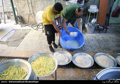 برنامه سی شب 30 احسان ويژه طبخ و توزيع غذا براي كارتن خوابها