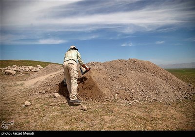 کاوش باستانی در قباق تپه کرمانشاه