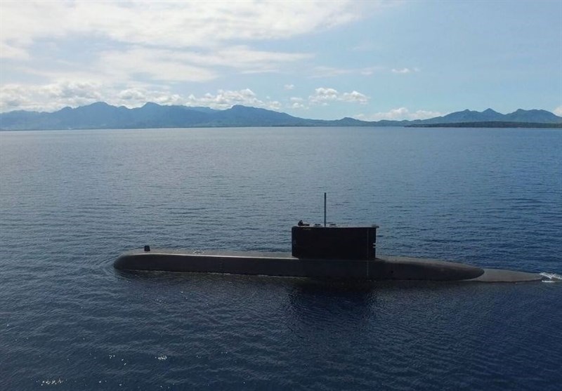 indonesian navy submarine tender