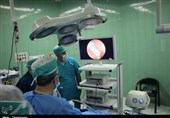 نخستین عمل جراحی مغز با روش «نورو اندوسکوپی» در غرب کشور انجام شد + تصاویر