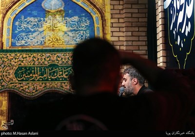 قرائت دعای کمیل توسط محمد حسین پویانفر در مسجد گیاهی تهران