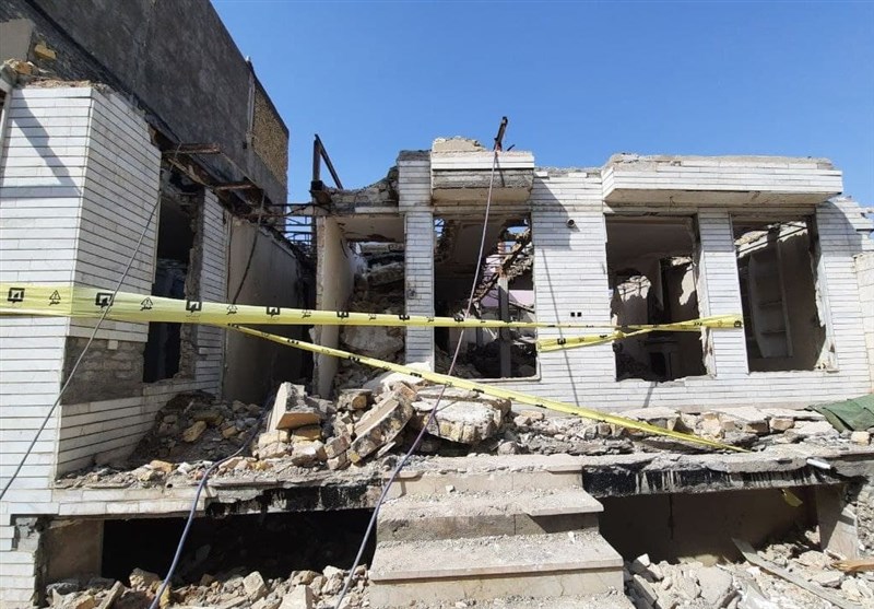ریزش آوار ساختمان در مشهد سبب فوت 2کارگر شد