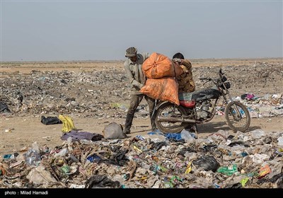 دپوی زباله درمجاورت تالاب شادگان