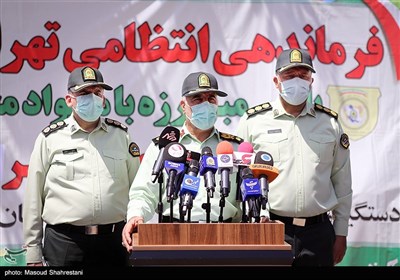  فرمانده انتظامی تهران بزرگ: پلیس در زمینه مبارزه با مواد مخدر کاملاً تنهاست/ همیشه ۱۰ هزار معتاد متجاهر رها در تهران داریم! 