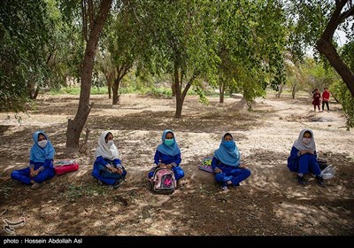 تدریس معلمین در روستاهای محروم شادگان