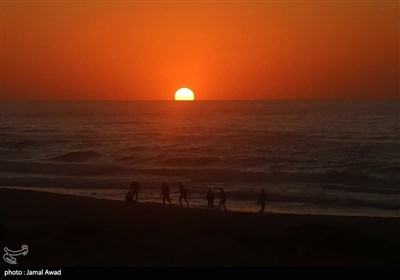 Muslims Observe Ramadhan in Palestine