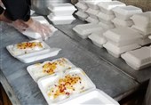 1000 بسته معیشتی و 6000 پرس غذای گرم در رزمایش مواسات بسیج کارگری اصفهان توزیع شد